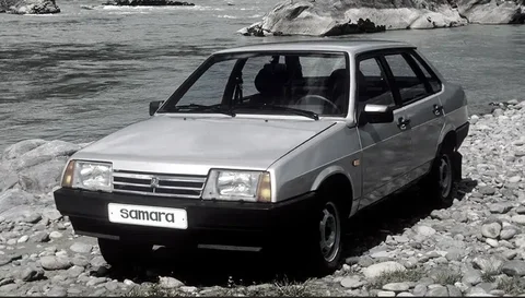 Лобовое стекло на ВАЗ 21099 - Осветительные приборы в Тюмень