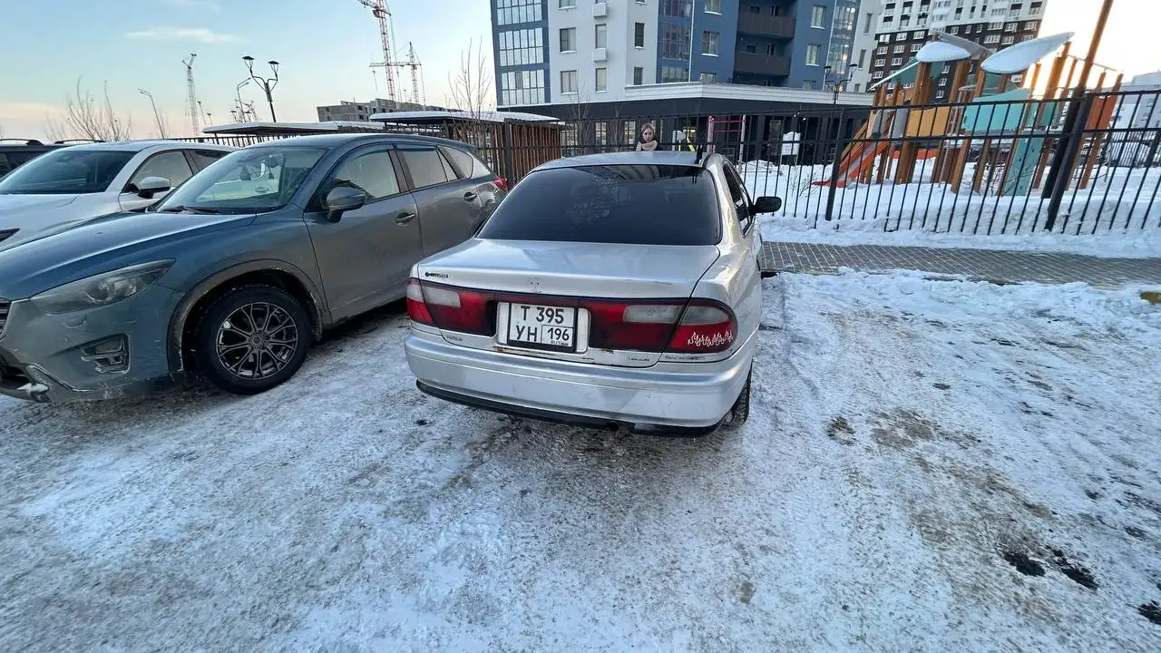 Мазда Фамилия 1997 года в Тюмени - Авто в Тюмень