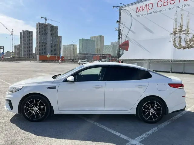 Продажа автомобиля с зеленой историей и полным ТО - Грузовые в Тюмень