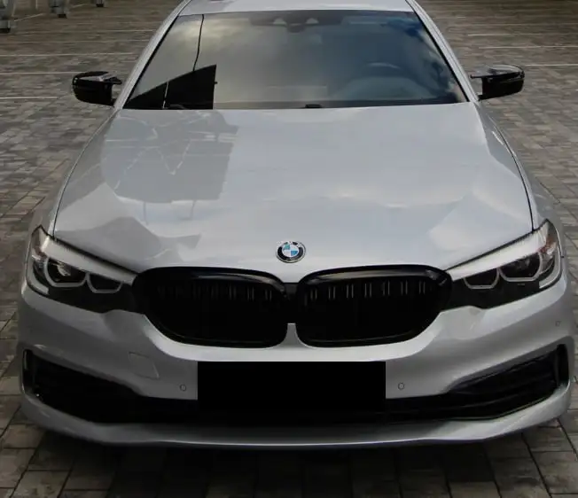 BMW 5 Series 2019 (G30) бизнес-седан с богатой комплектацией - Легковые автомобили (Авто) в Тюмень