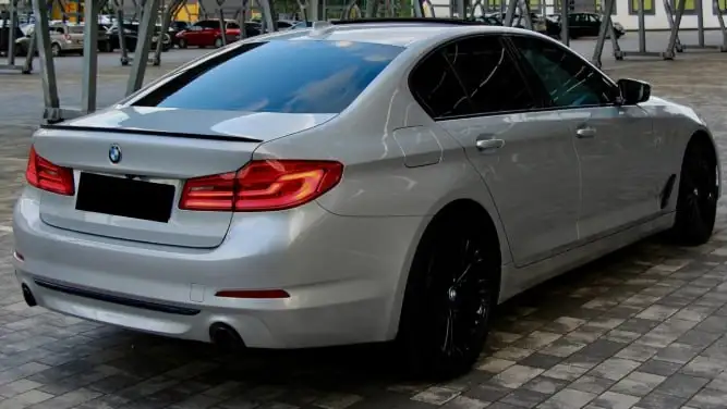 BMW 5 Series 2019 (G30) бизнес-седан с богатой комплектацией - Легковые автомобили (Авто) в Тюмень