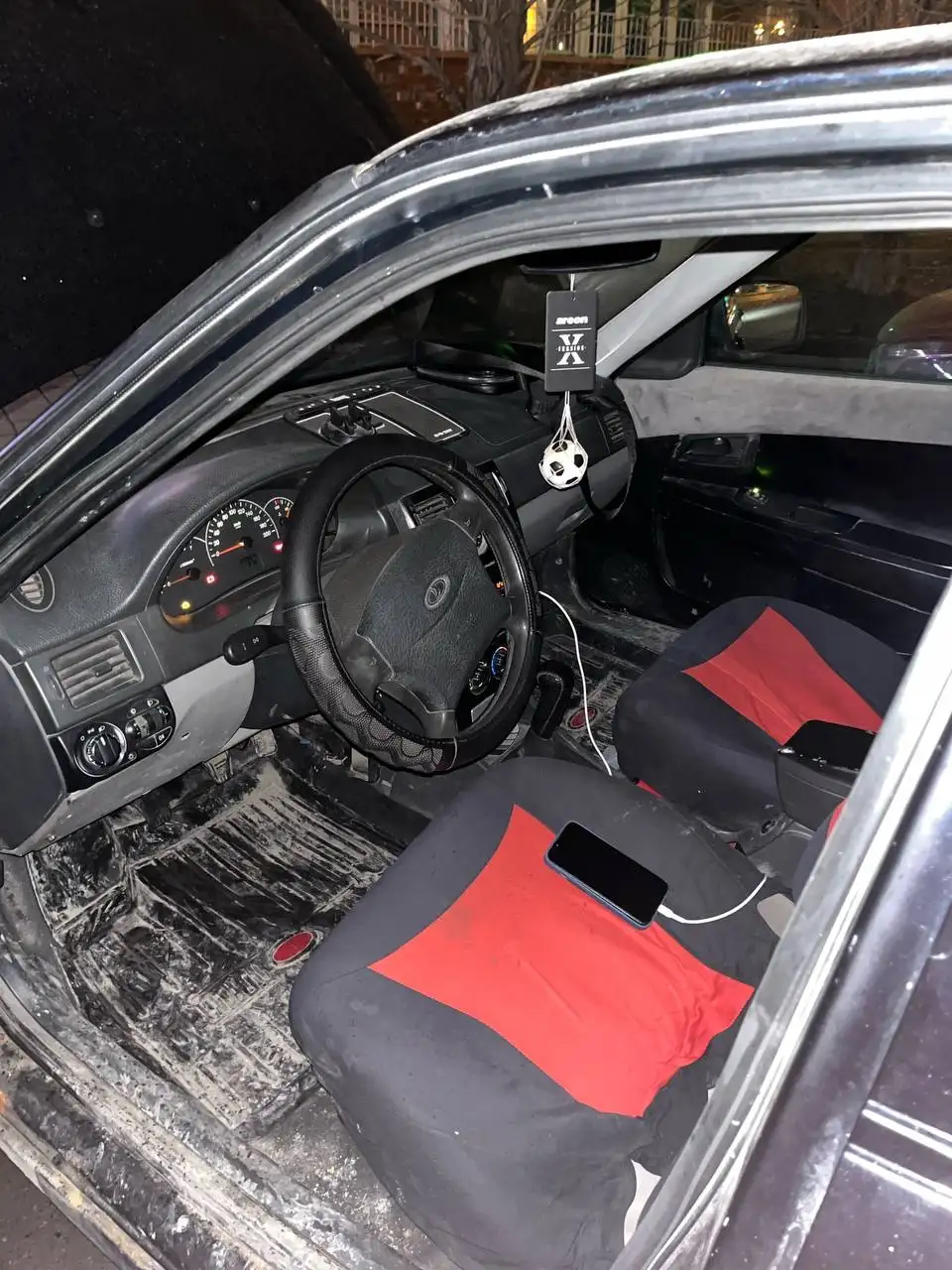 Продам Lada Priora 2008 года с пробегом 290000 км - Авто в Тюмень