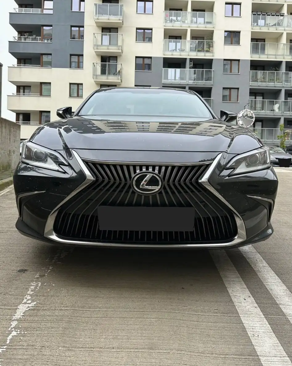 Lexus ES 2018 VII поколение/XZ10 - Авто в Тюмень