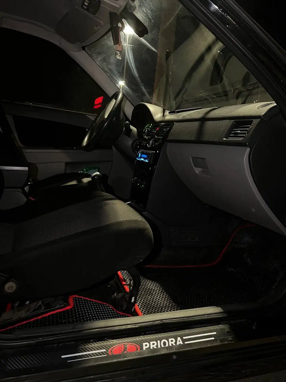 Lada Priora Хэчбек 2012 года - Легковые автомобили (Авто) в Тюмень