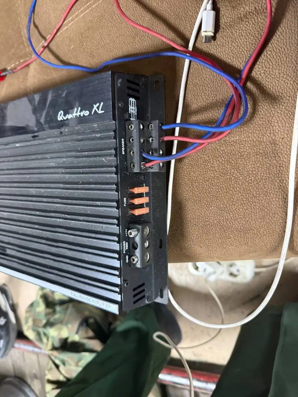 Продам комплект музыки - Аудиотехника (Электроника) в Тюмень