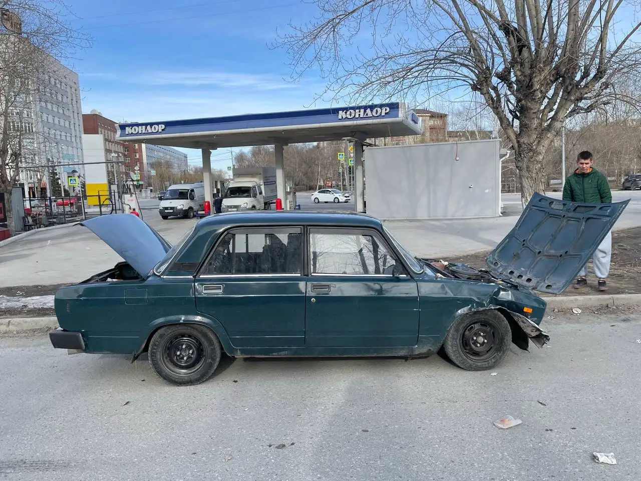 Стартер для автомобиля - Стартеры (Запчасти) в Тюмень