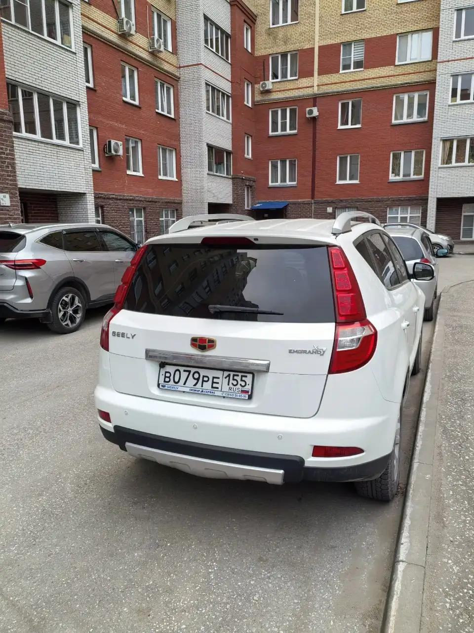 Продажа Geely Emgrand X7 2016 - Легковые автомобили (Авто) в Омск