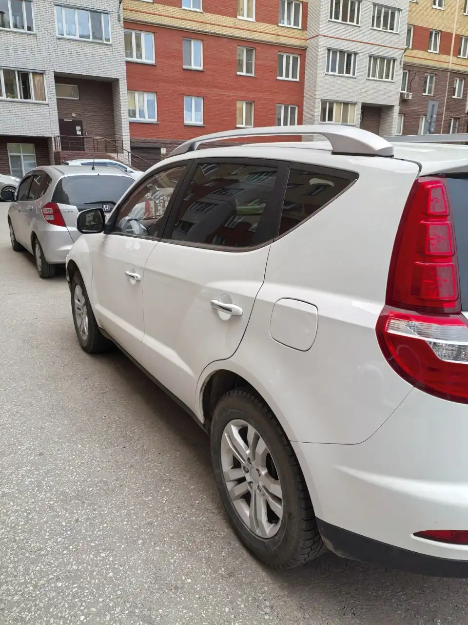 Продажа Geely Emgrand X7 2016 - Легковые автомобили (Авто) в Омск