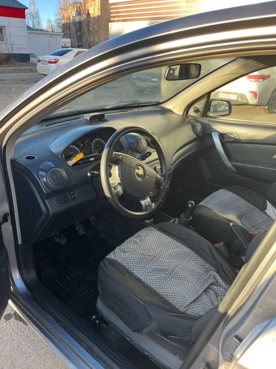 Продам Chevrolet Aveo 2011 - Легковые автомобили (Авто) в Тюмень