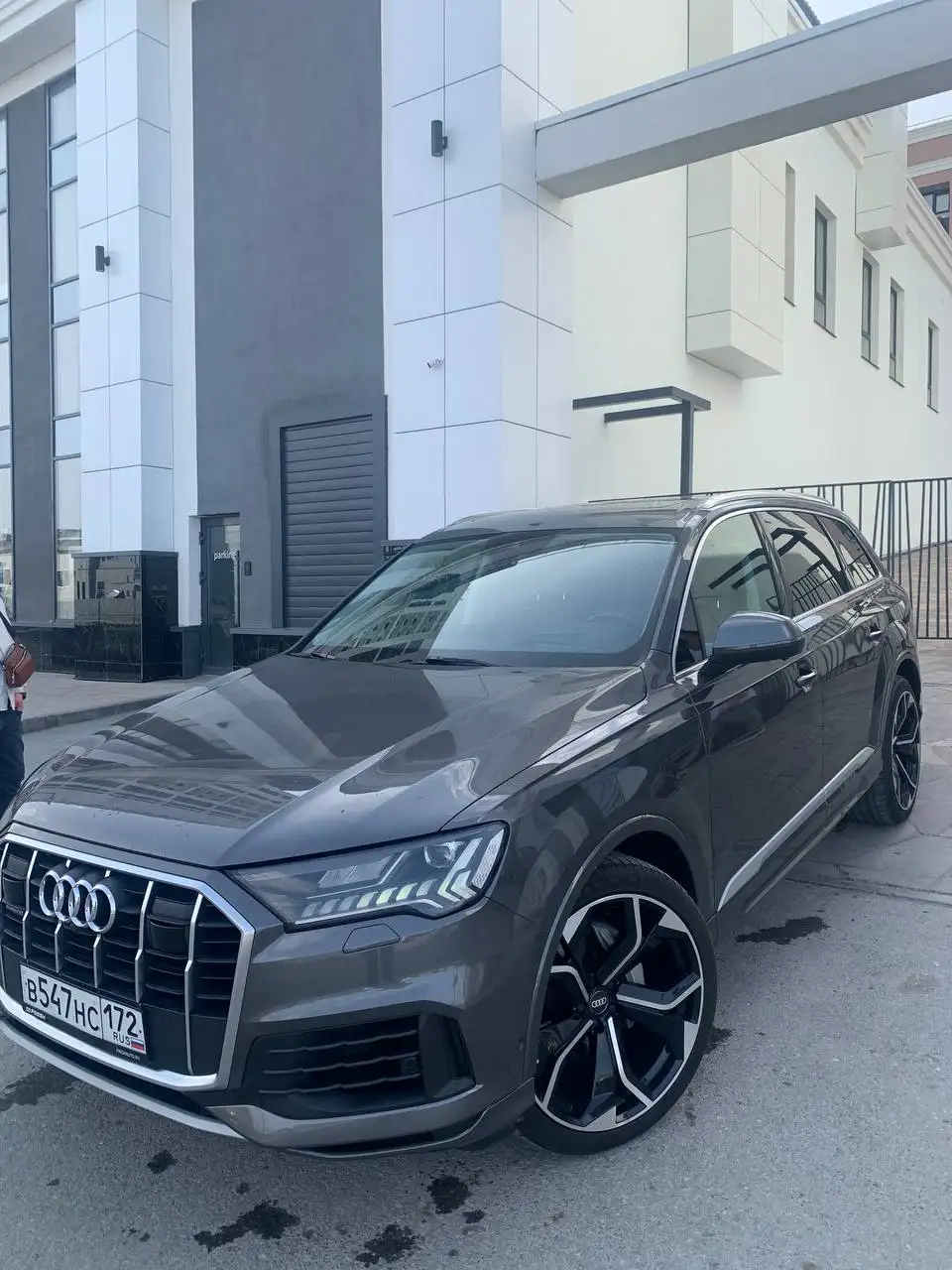 Продажа Audi Q7 с единственным хозяином - Легковые автомобили (Авто) в Тюмень