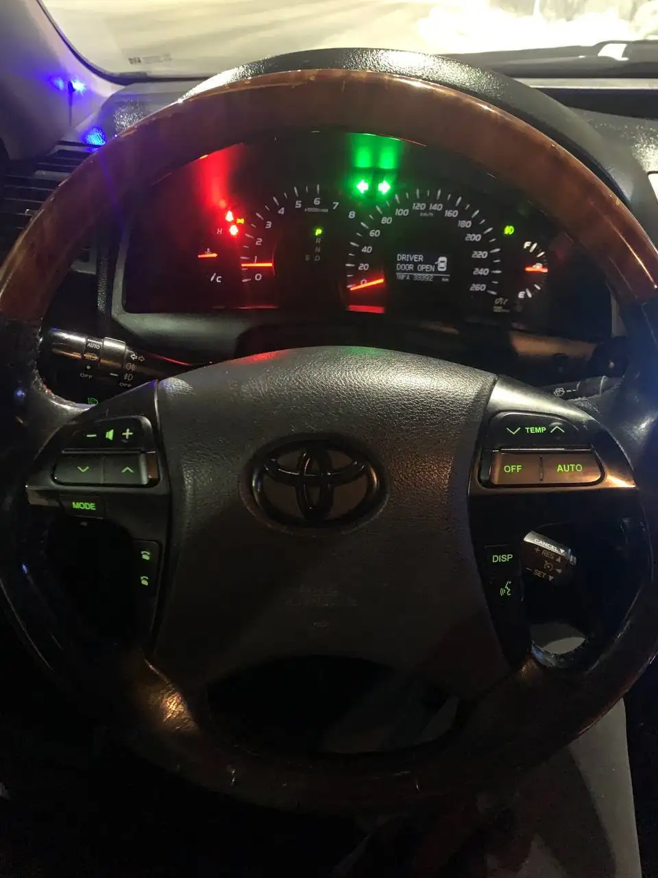 Toyota Camry 40 2008 3.5L продажа - Легковые автомобили (Авто) в Тюмень