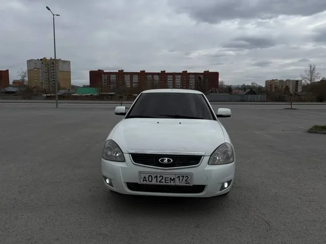 Продам Ладу Приору 2010 года - Автоаксессуары в Тюмень