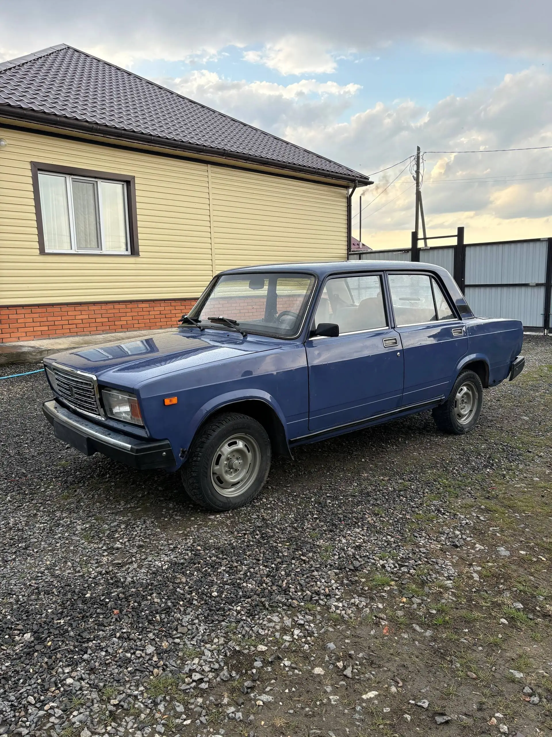 ВАЗ 2107 инжектор 2007/200? - Легковые автомобили (Авто) в Тюмень