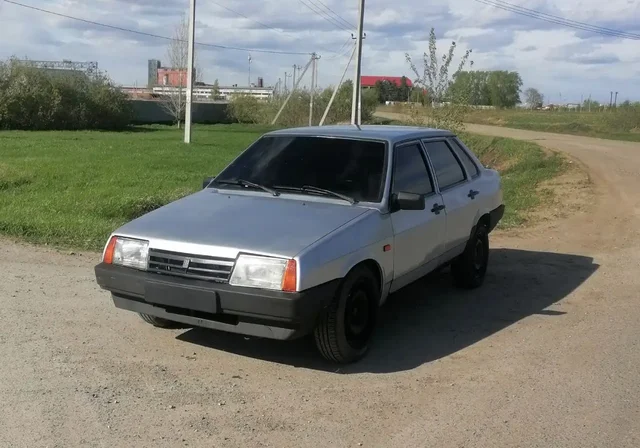 Продам ВАЗ-21099 1998 года - Автоаксессуары в Тюмень