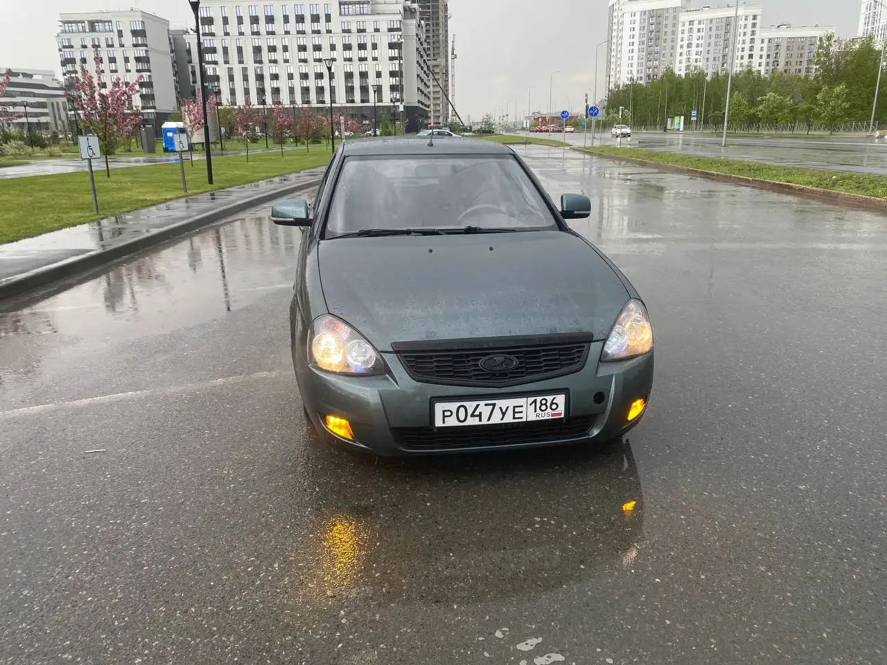 Приора 2010 люкс в Тюмени - Легковые автомобили (Авто) в Тюмень