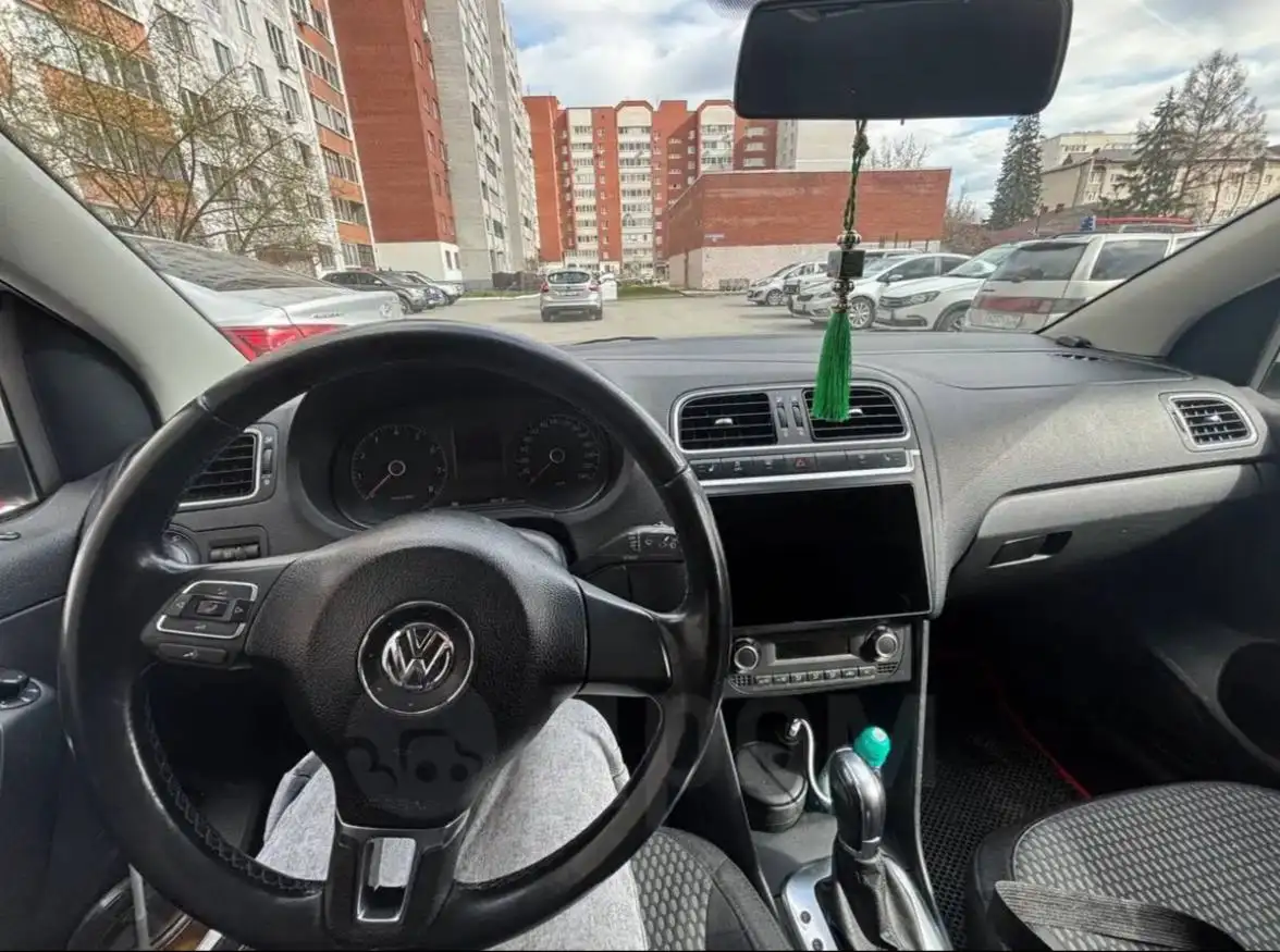 Продам Фольксваген Поло 2013 - Авто в Тюмень