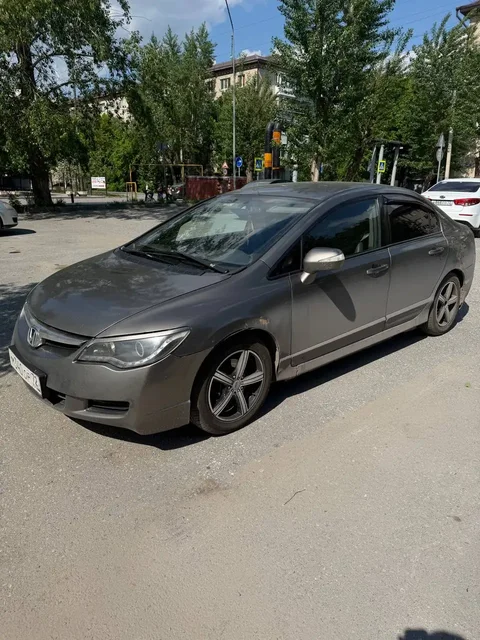 Honda Civic 4D 2007 - Авто в Тюмень