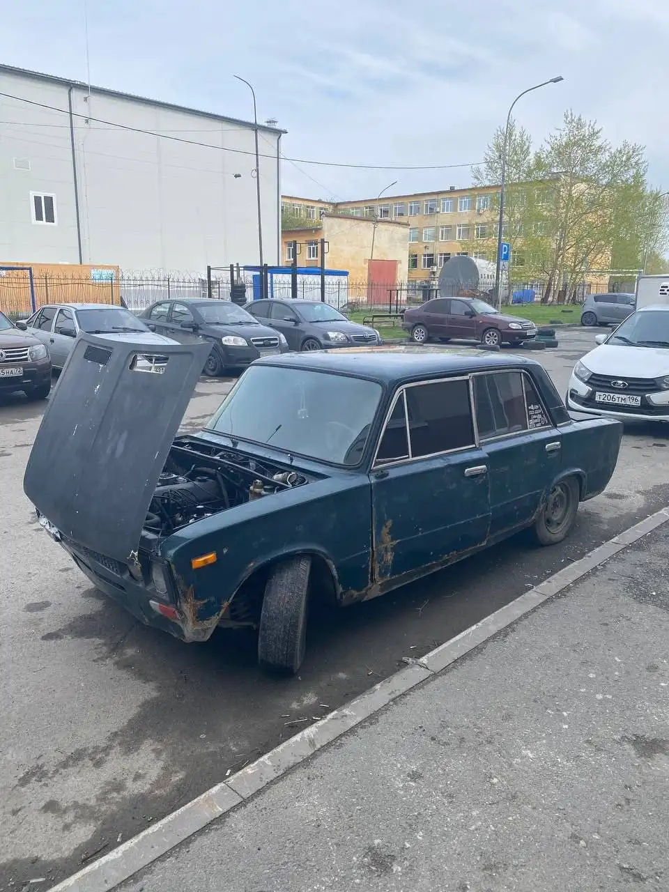 Продажа ВАЗ 2106 2003 - Легковые авто (Авто) в Тюмень