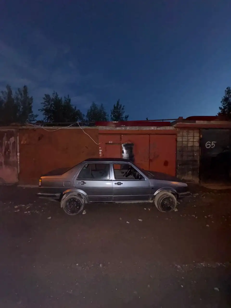 Тойота МКПП 60 - Авто в Неизвестно