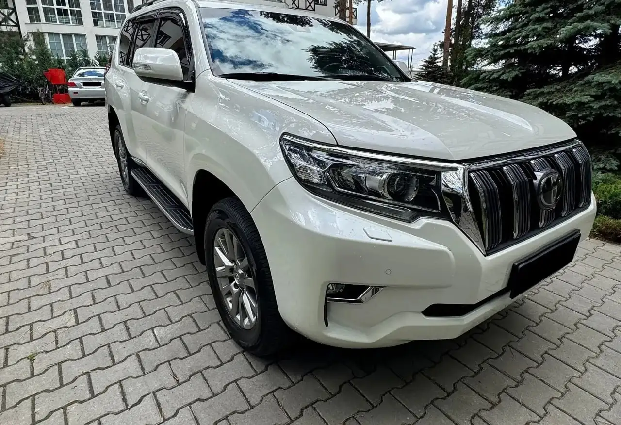 Toyota Land Cruiser Prado 150 Prestige - Внедорожники (Авто) в Тюмень
