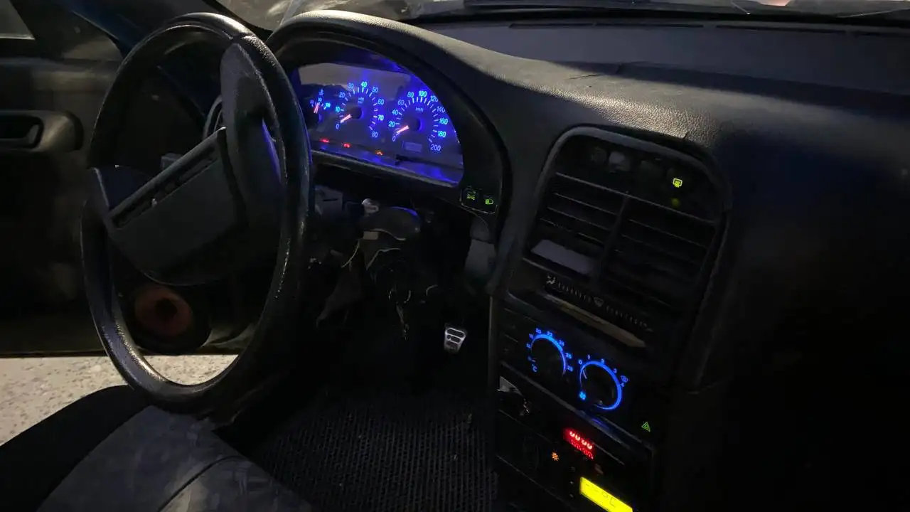 VAZ 2112 1.6 16V Люкс 2004 - Легковые автомобили (Авто) в Тюмень