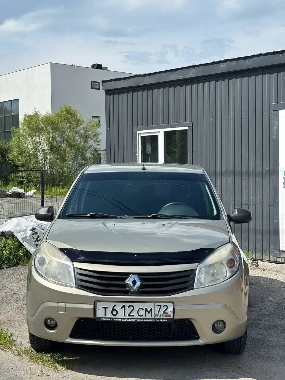 Рено Сандеро 2010 г.в - Легковые автомобили (Авто) в Тюмень