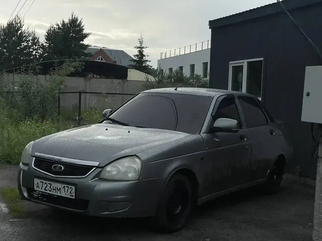 Lada Priora 2010 - ВАЗ 2106 в Тюмень