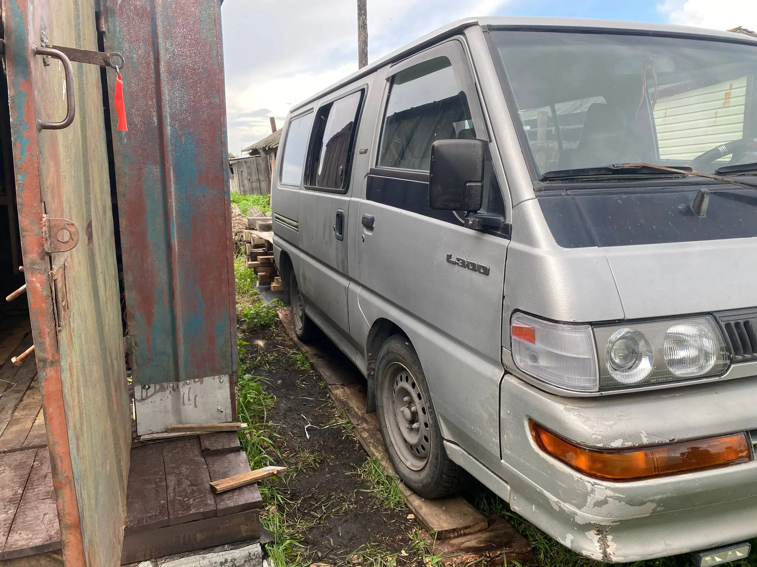 Mitsubishi L300 2.5 дизель 1988 года - Авто в Тюмень
