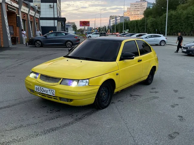 Продажа ВАЗ 2112 2007 года - Покупка автомобиля в Тюмень