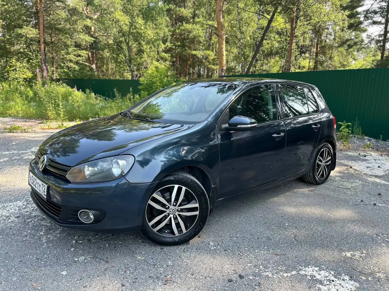 Продажа автомобиля 2011 года - Легковые автомобили (Авто) в Тюмень