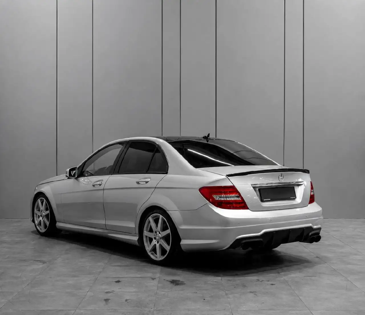 Mercedes-Benz C180 Турбо с AMG пакетом - Mercedes-Benz C-Class (Авто) в Тюмень