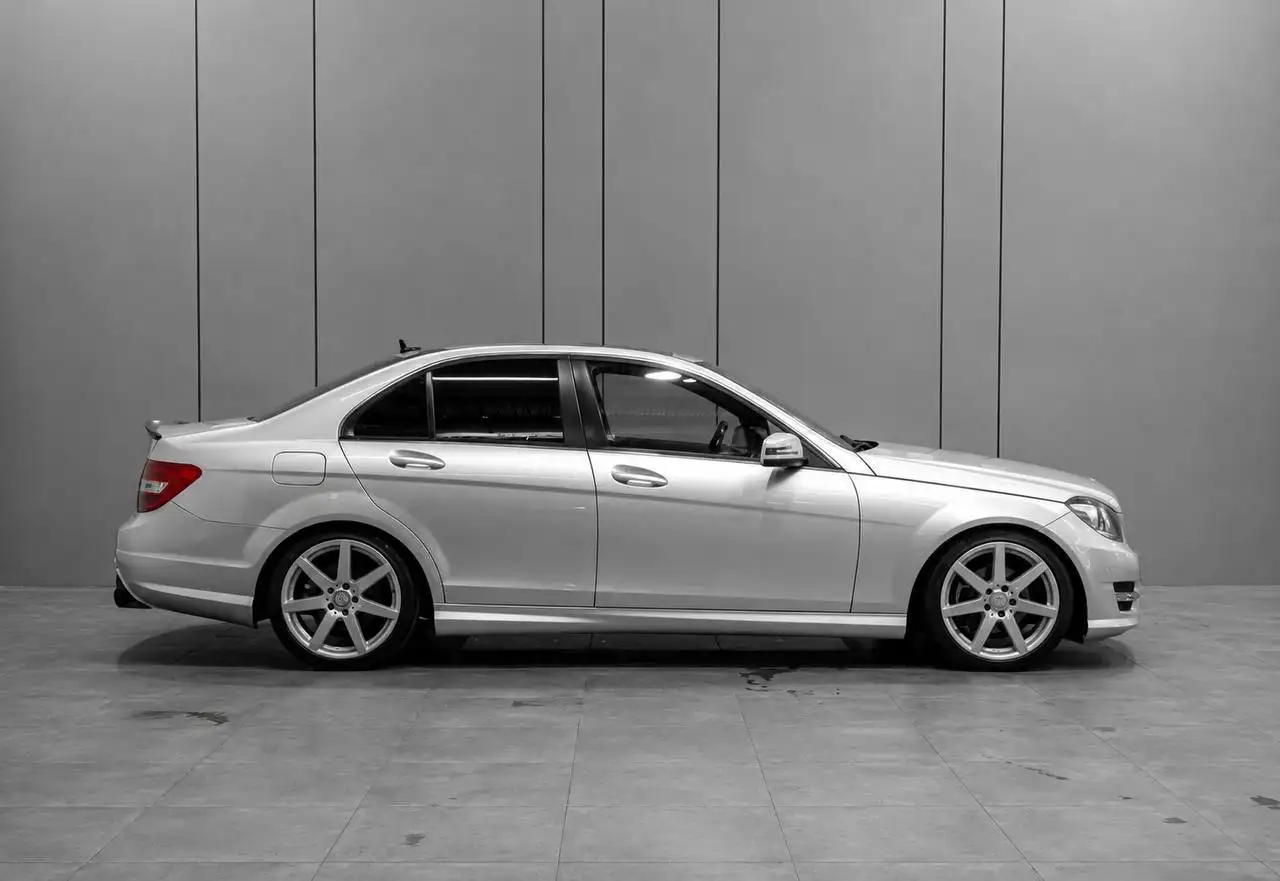 Mercedes-Benz C180 Турбо с AMG пакетом - Mercedes-Benz C-Class (Авто) в Тюмень