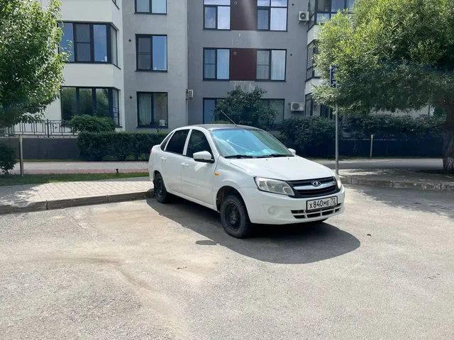 Лада Гранта 2014 с кондиционером - Легковые автомобили в Тюмень