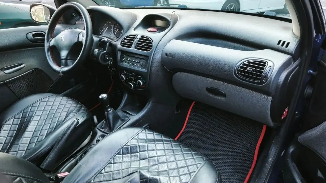Mitsubishi Carisma 1998 - Mitsubishi (Авто) в Тюмень