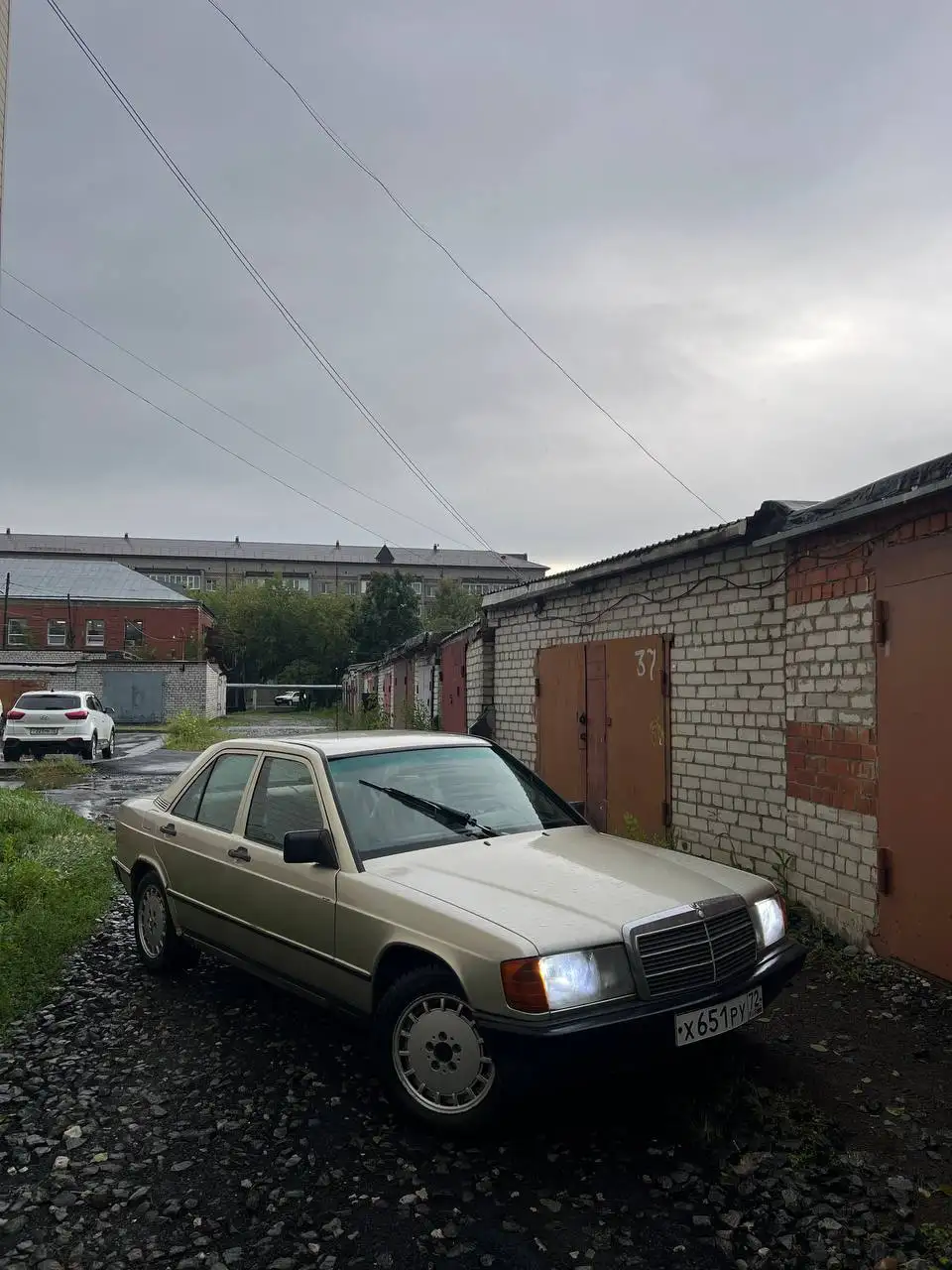 Продажа автомобиля - Легковые автомобили (Авто) в Тюмень