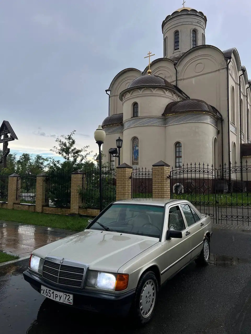 Продажа автомобиля - Легковые автомобили (Авто) в Тюмень