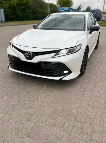 Продам Toyota Camry 2017 - Компрессоры автомобильные в Тюмень