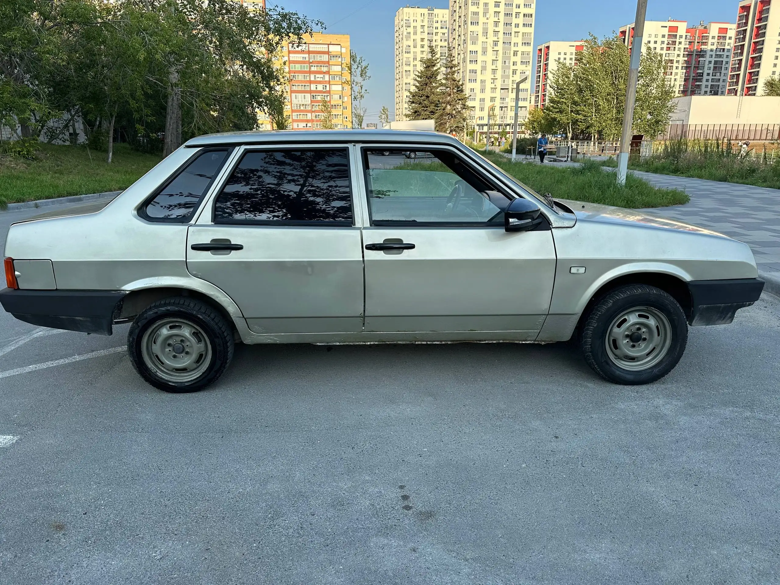 Продажа ВАЗ 21099 с хорошим салоном - Легковые автомобили (Авто) в Тюмень
