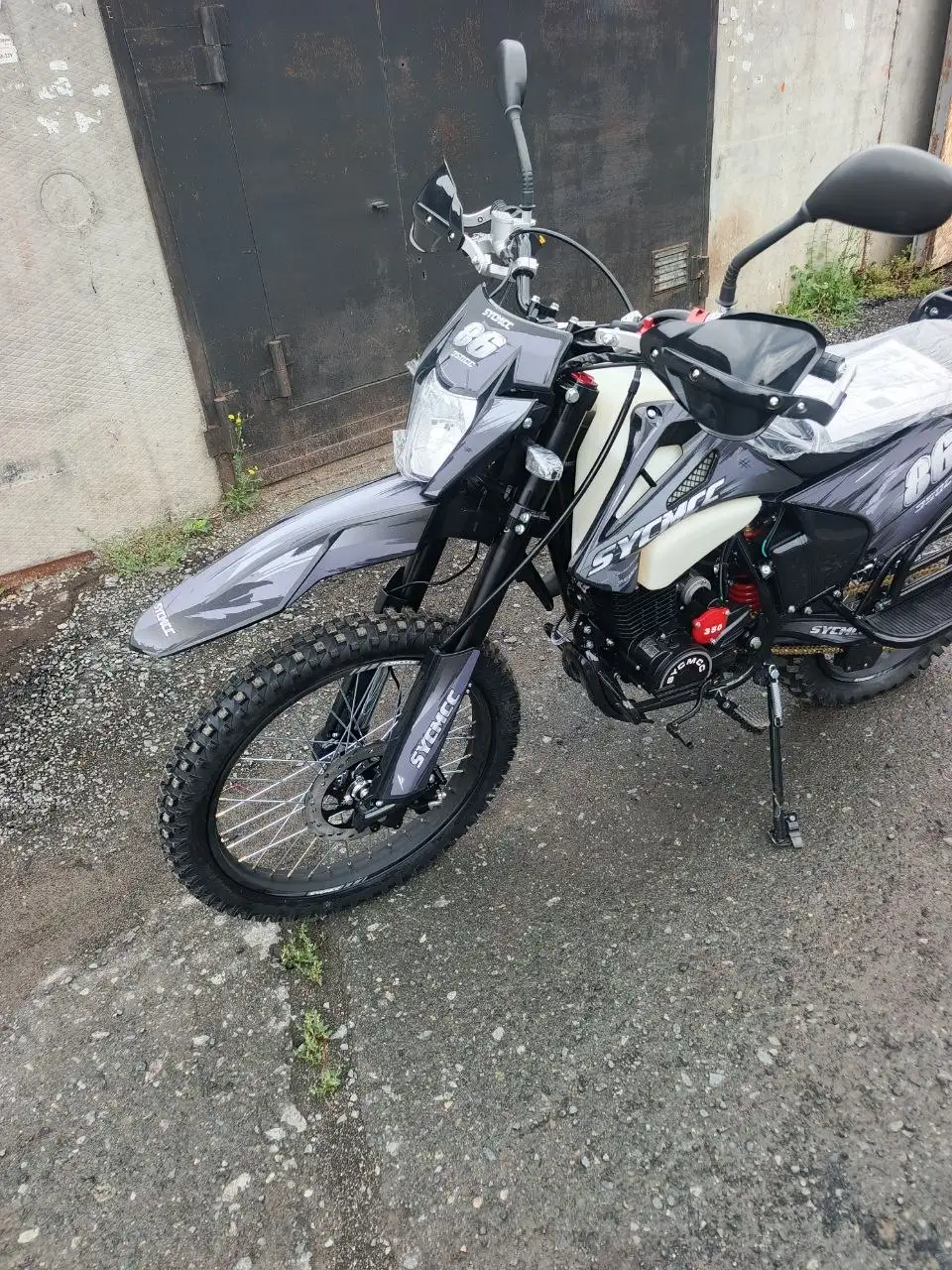 Продам новый эндуро 350 кубов - Мотоциклы и мопеды (Авто) в Тюмень