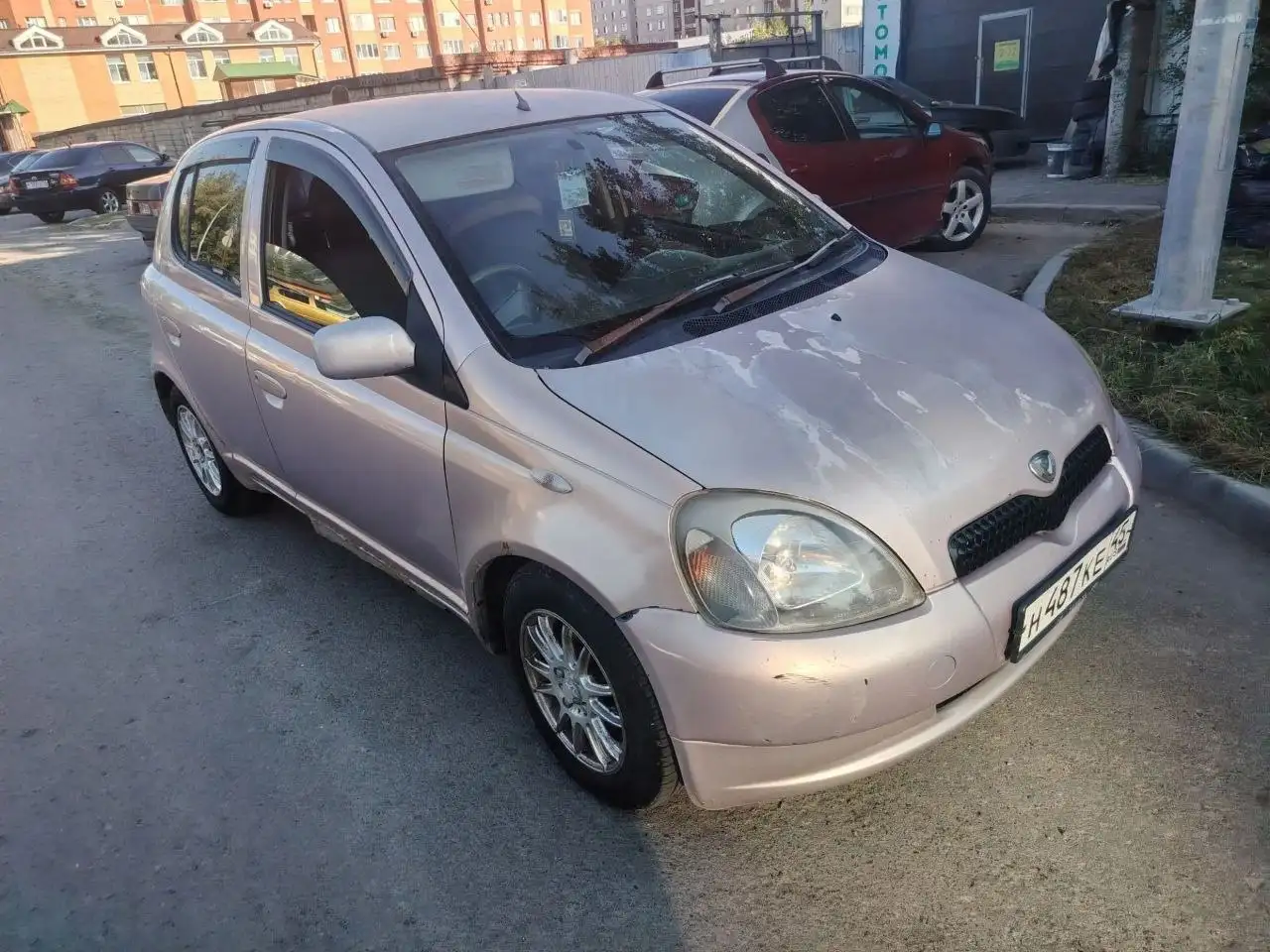 Toyota Vitz 2000 года, полный привод, автомат - Легковые автомобили (Авто) в Тюмень