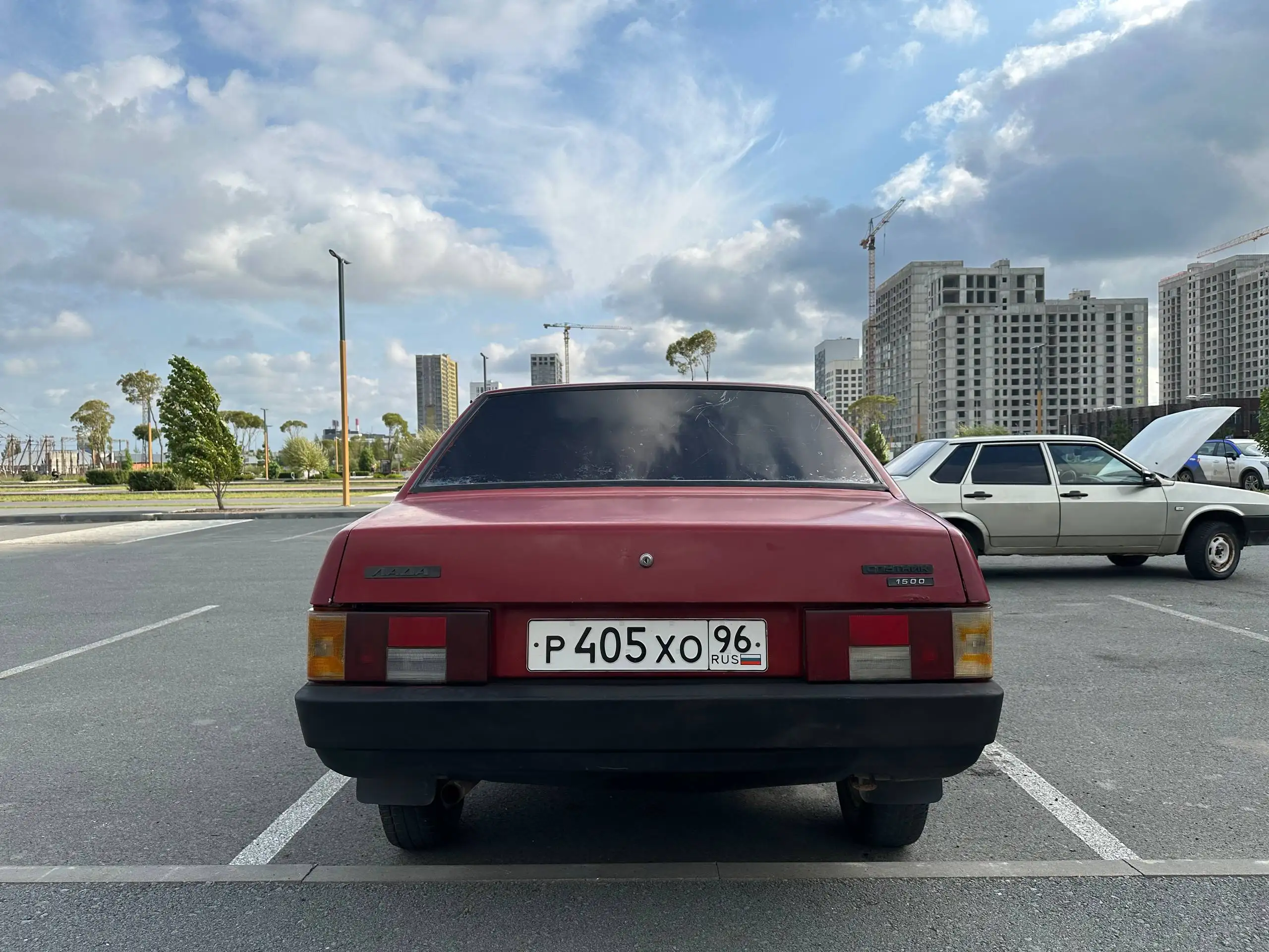 ВАЗ 2199 в хорошем состоянии - Легковые автомобили (Авто) в Тюмень