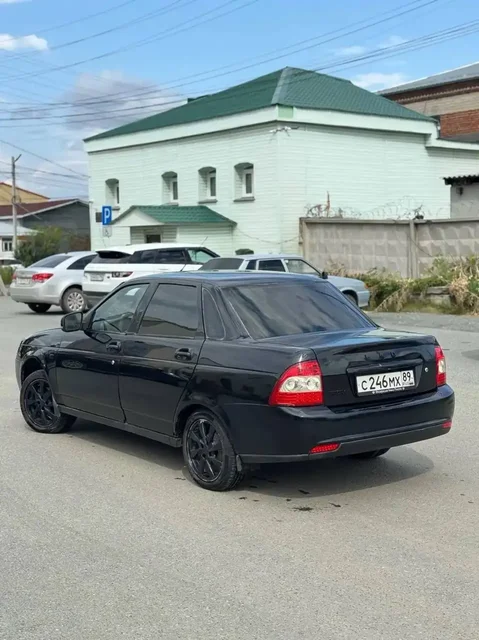 Продажа Приоры 2014 года с кондиционером - Авто в Тюмень