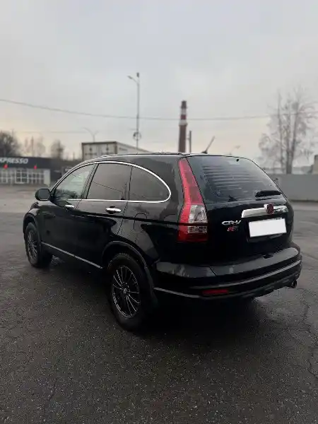 Honda CR-V 2.0 AT 2011 года