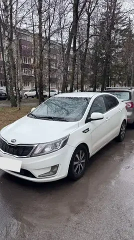 Kia Rio 3 поколение 2012 - Авто в Казань
