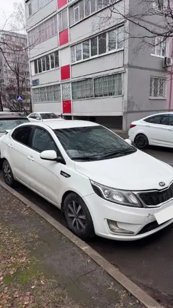 Kia Rio 3 поколение 2012