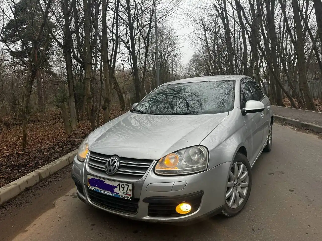 Volkswagen Jetta 2009 года с автоматом, пробег 286 тыс. км
