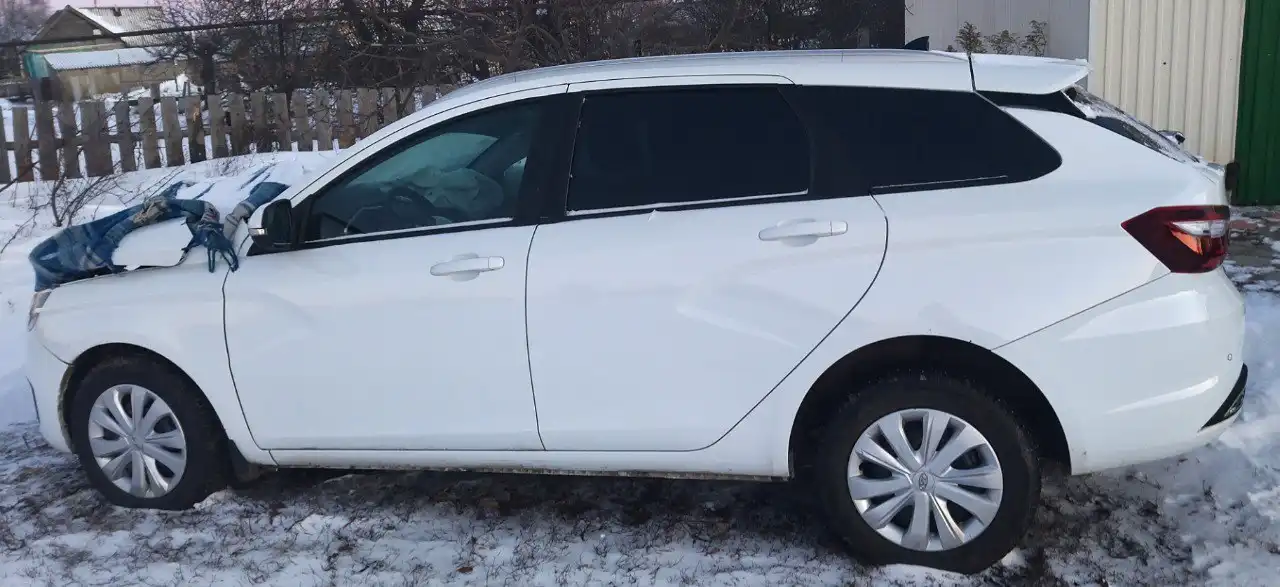 ВАЗ (Lada) Vesta 2024 года после ДТП