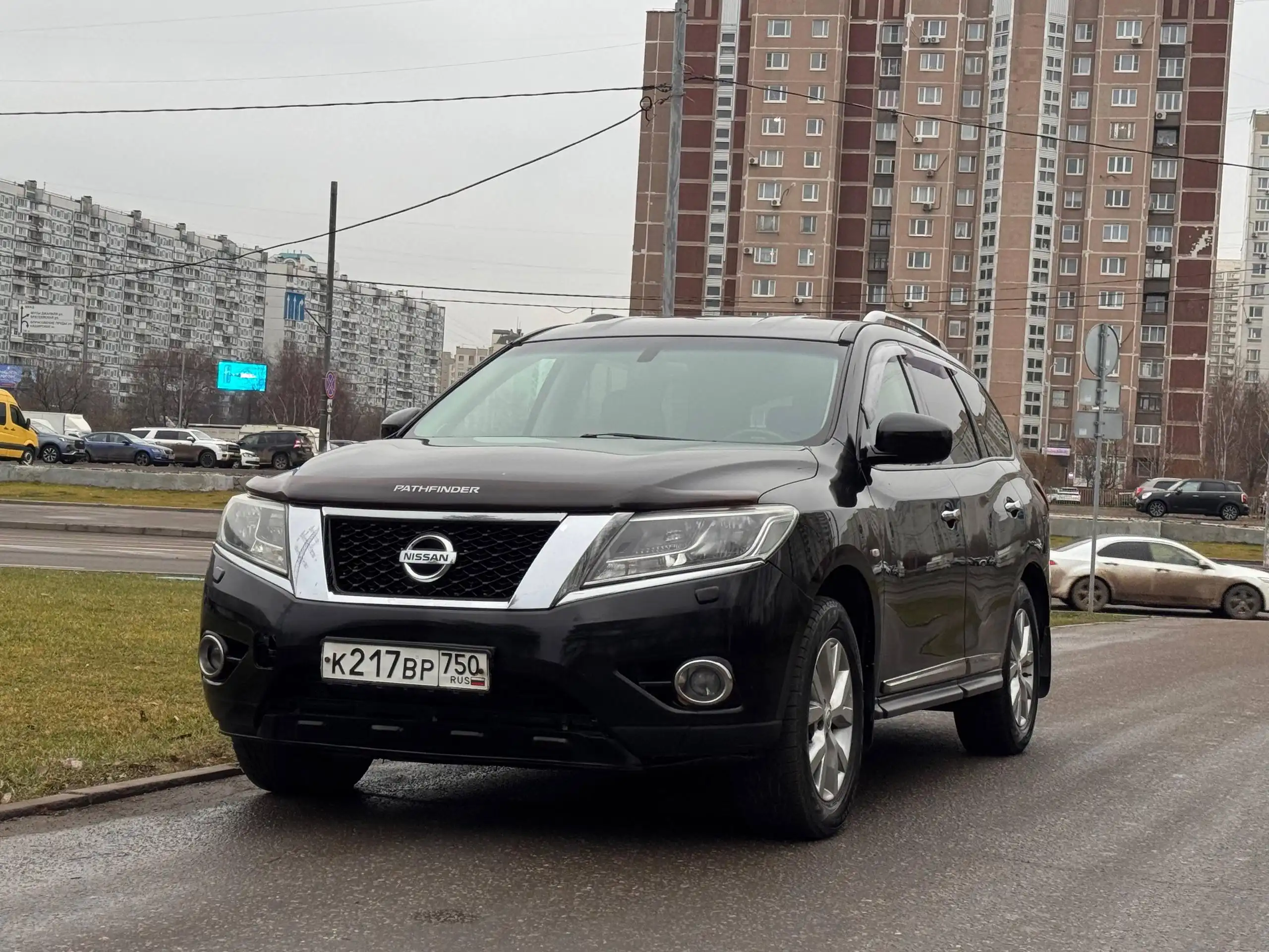 Продам Nissan Pathfinder 2015 года в идеальном состоянии
