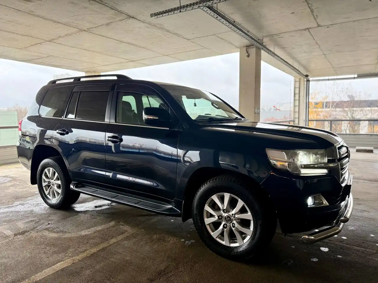 Toyota Land Cruiser 200 2016 года