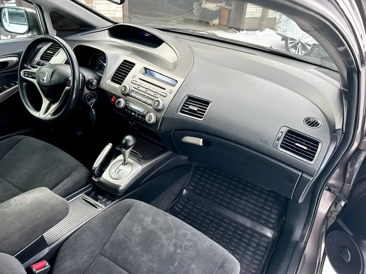 Хонда Цивик 2010 года автомат, максимальная комплектация - Легковые автомобили (Авто) в Арск